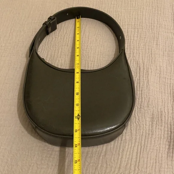 Dirty Six Brown Leather Egg bag . - Picture 3 of 9